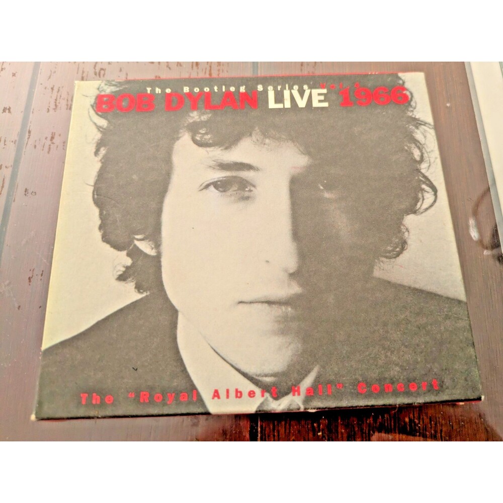 BOB DYLAN 2 CDs, Live 1966 "Royal Albert Hall Concert" BootlegSeriesLike New B30
